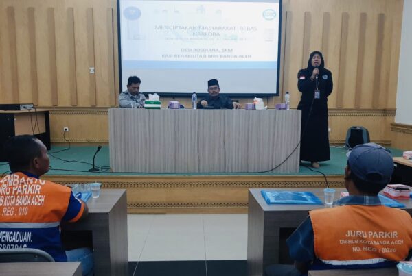 BNN Kota Banda Aceh Sosialisasi Bahaya Narkoba Untuk Juru Parkir