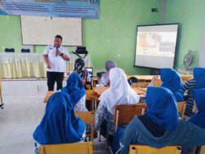 Puskesmas Lampulo Bersinergi Dengan BNNK Melakukan Pelatihan Siswa/siswi SMP Negri 2 Banda Aceh
