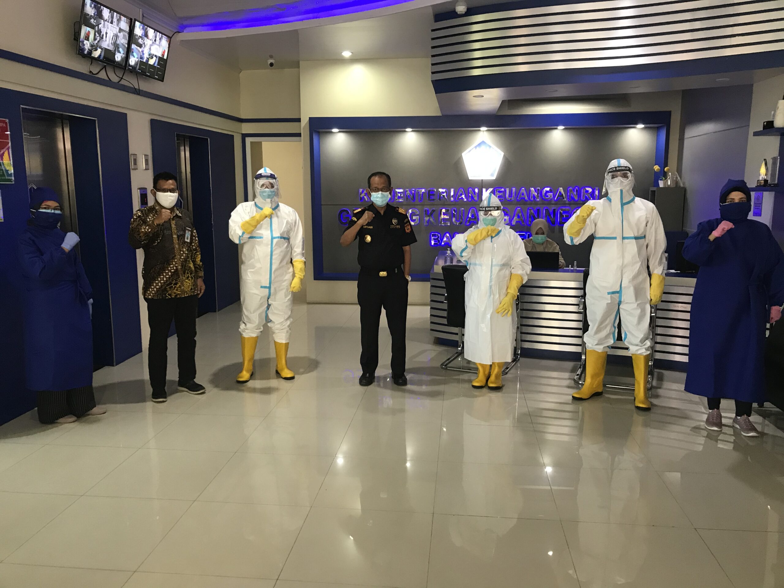 Kanwil Keuangan Banda Aceh gandeng BNNK Banda Aceh Tes Urine Peserta CPNS Kemenkeu Kanwil Keuangan Banda Aceh gandeng BNNK Banda Aceh Tes Urine Peserta CPNS Kemenkeu
