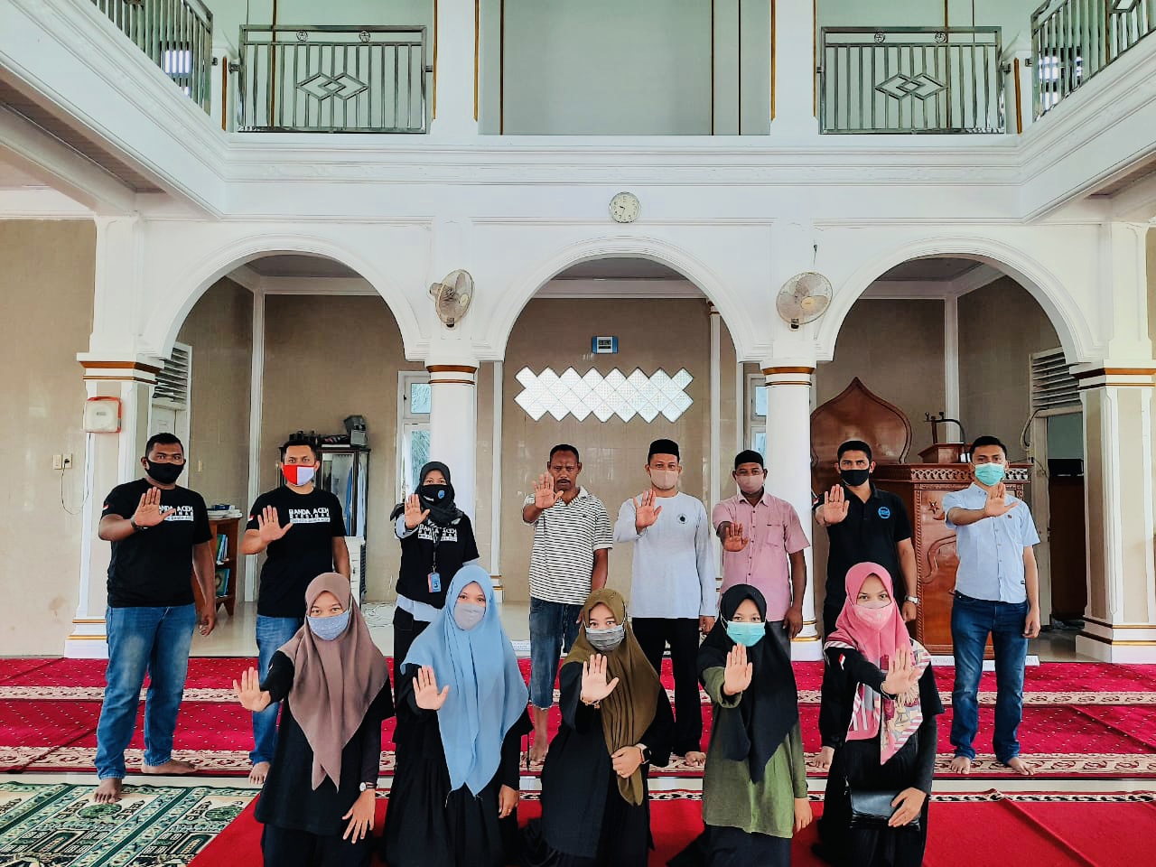 BNNK Banda Aceh bersih-bersih Mesjid, Peduli Kesehatan dan Cegah Corona BNNK Banda Aceh bersih-bersih Mesjid, Peduli Kesehatan dan Cegah Corona