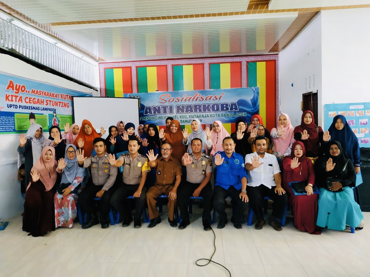 Awal Tahun Baru BNN Kota Banda Aceh Sosialisasi P4GN Bagi Masyarakat Merduati Awal Tahun Baru BNN Kota Banda Aceh Sosialisasi P4GN Bagi Masyarakat Merduati