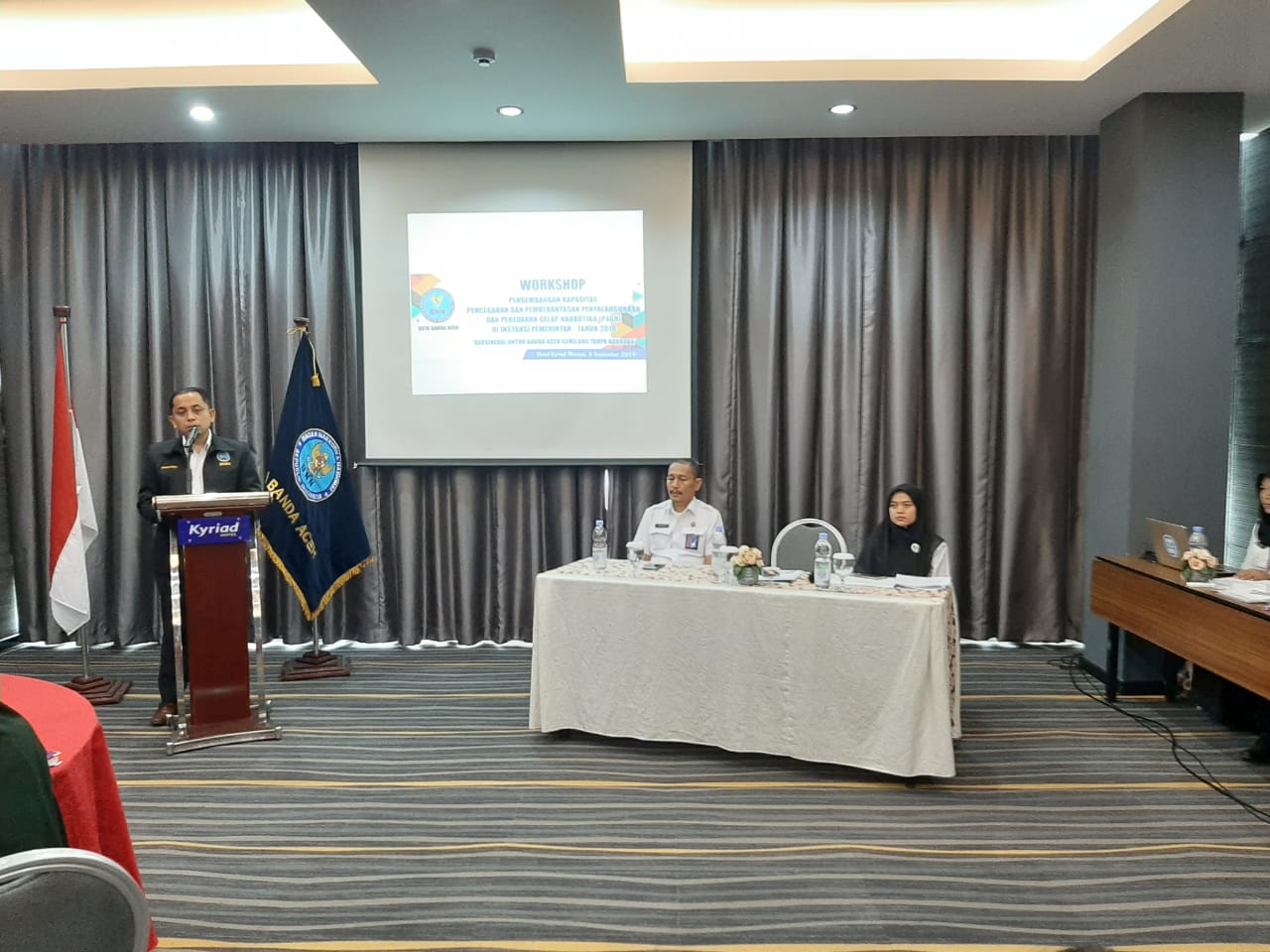 Sinergitas BNNK Banda Aceh Dengan Pengambil Kebijakan Dalam Workshop Pengembangan Kapasitas P4GN Sinergitas BNNK Banda Aceh Dengan Pengambil Kebijakan Dalam Workshop Pengembangan Kapasitas P4GN