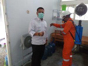 Penyemprotan Disinfektan di Kantor BNN Kota Banda Aceh