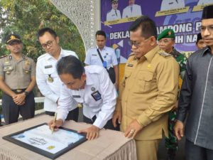 Walikota Banda Aceh dan Kepala BNNP Aceh Deklarasi Gampong Beurawe Bersinar