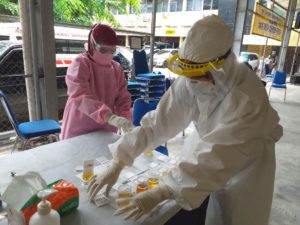 BNNK Banda Aceh lakukan screening urine tes terhadap 8 orang remaja yang ditangkap di kawasan Punge