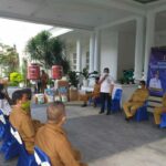 Wali Kota Serahkan Hibah Barang Tes Urine Narkoba