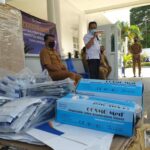 Wali Kota Serahkan Hibah Barang Tes Urine Narkoba