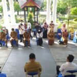 Wali Kota Serahkan Hibah Barang Tes Urine Narkoba