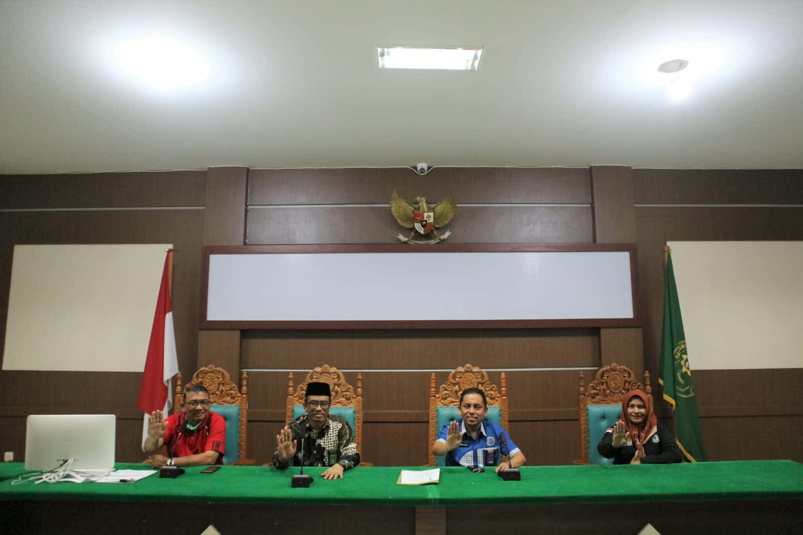 Sidak Tes Urine, BNN Kota Banda Aceh Kunjungi Mahkamah Syar’iah Kelas IA Banda Aceh Sidak Tes Urine, BNN Kota Banda Aceh Kunjungi Mahkamah Syar’iah Kelas IA Banda Aceh