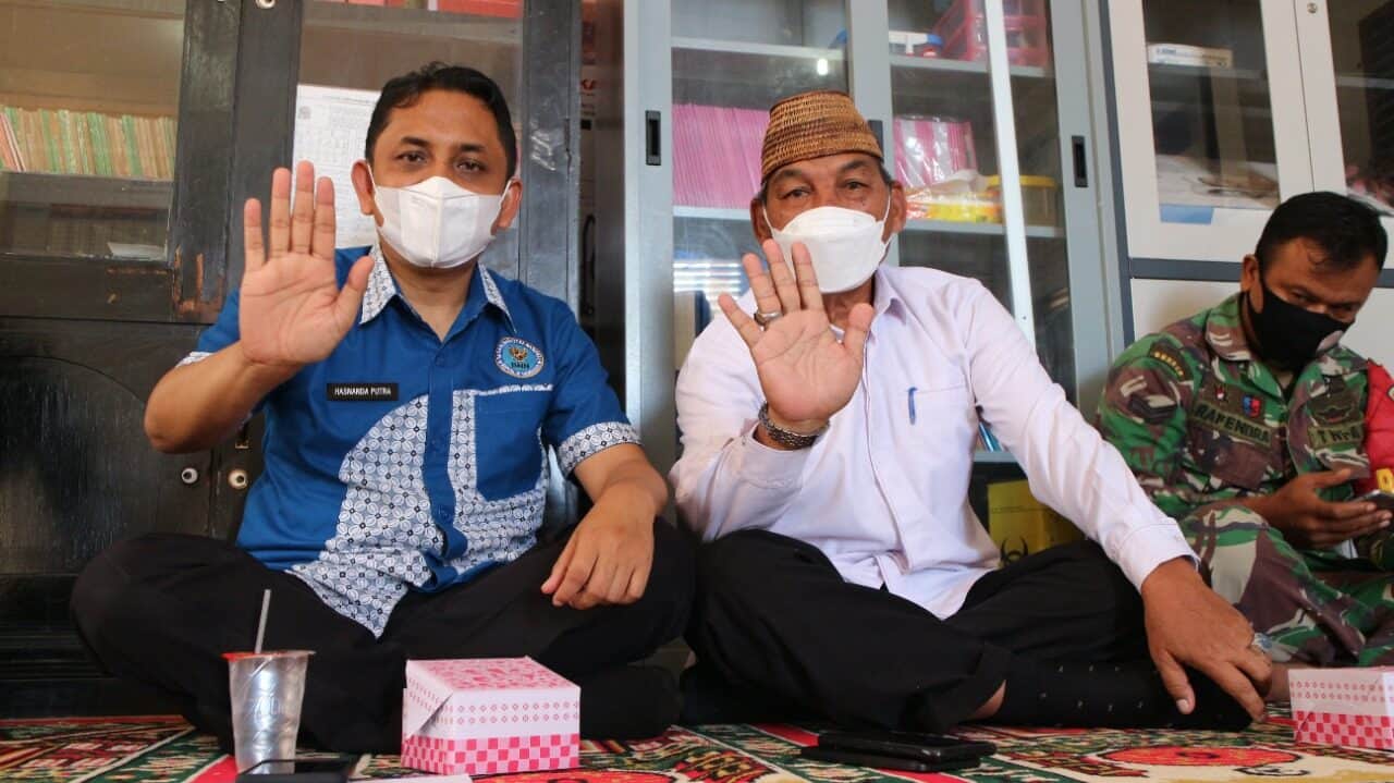 BNN Kota Banda Aceh Dukung Neusu Aceh Menjadi Gampong Bersinar BNN Kota Banda Aceh Dukung Neusu Aceh Menjadi Gampong Bersinar