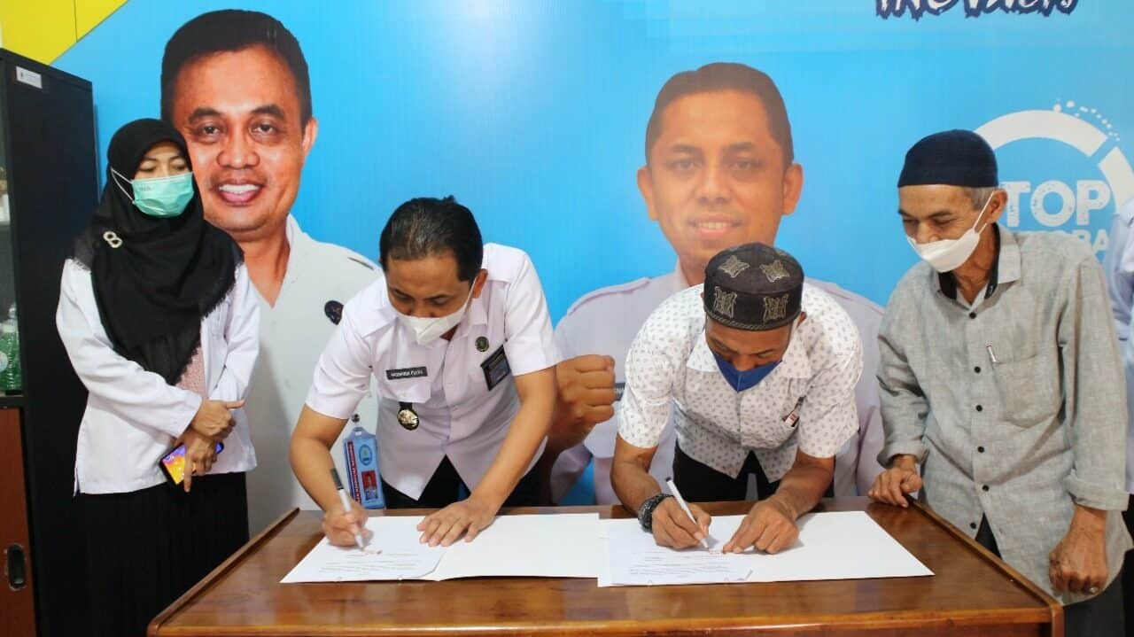 Lawan Narkoba, BNN Kota Banda Aceh dan Gampong Lambhuk Teken MoU Gampong Bersinar Lawan Narkoba, BNN Kota Banda Aceh dan Gampong Lambhuk Teken MoU Gampong Bersinar