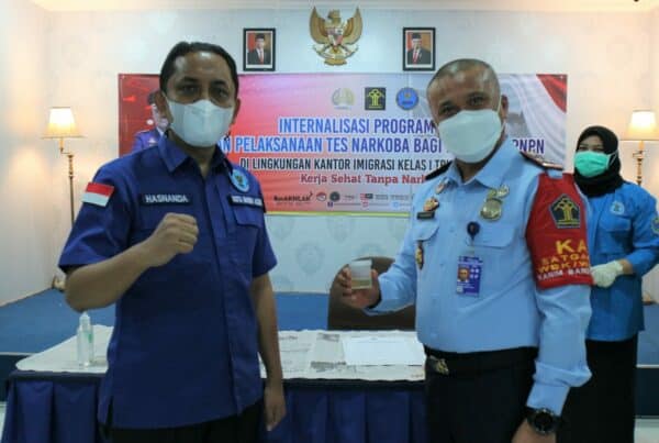 Tes Urine Mendadak, Petugas Imigrasi Banda Aceh Bersih dari Narkoba