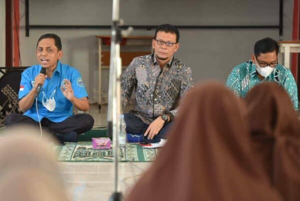 Deklarasi Sekolah Bersih Narkoba di SMPN 10, Komisi I DPRK Banda Aceh Ajak Semua Pihak Berperan Deklarasi Sekolah Bersih Narkoba di SMPN 10, Komisi I DPRK Banda Aceh Ajak Semua Pihak Berperan
