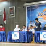 Kepala BNN Kota Banda Aceh Serahkan Piala Bergilir Walikota Banda Aceh Ajang LCCAN II