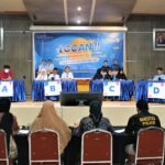 Kepala BNN Kota Banda Aceh Serahkan Piala Bergilir Walikota Banda Aceh Ajang LCCAN II