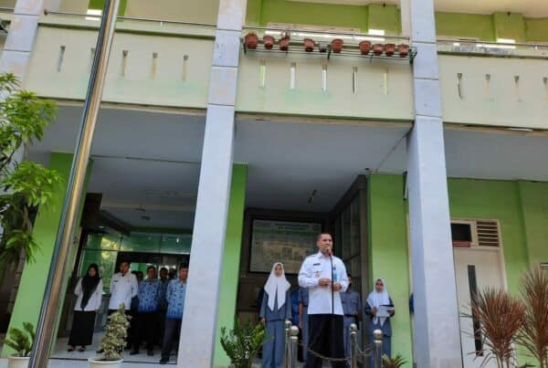 Sosialisasi Bahaya Narkoba Dalam Rangka Membangun Kesadaran Akan Bahaya Narkoba dan Menggelorakan Mars BNN di SMK-SMTI Kota Banda Aceh