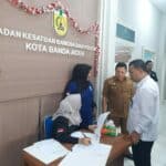 BNN Kota Banda Aceh melakukan sidak tes urin kepada 38 pegawai Badan Kesatuan Bangsa dan Politik (Kesbangpol) Kota Banda Aceh