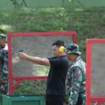 Latihan Menembak di Lapangan Tembak Rindam Iskandar Muda Mata Ie