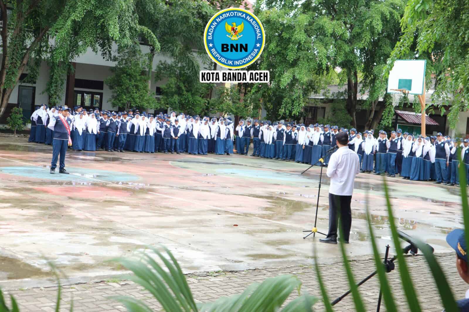Sosialisasi Bahaya Penyalahgunaan Narkoba Melalui Pembina Upacara di SMP Negeri 6 Kota Banda Aceh